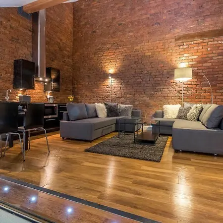 Aparthotel Eleska's Manchester
