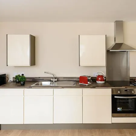 City Gate Suites Manchester