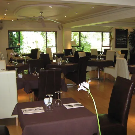 Hotel Holiday - - Oldham By Ihg