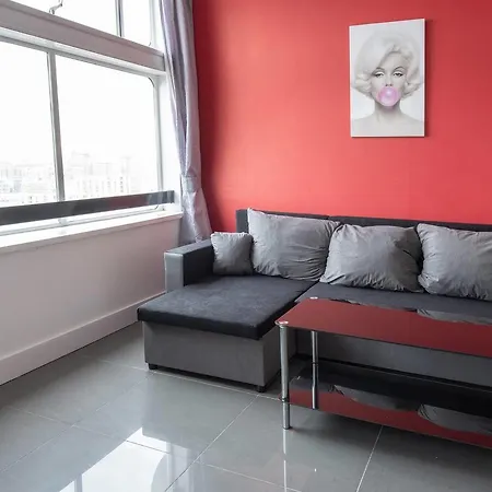 Stunning 19th Floor 2br - Deansgate Манчестер
