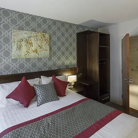 Aparthotel Western Pinewood Manchester Airport-wilmslow 4*