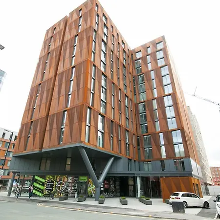 2 Bedroom With Stunning Views Манчестер