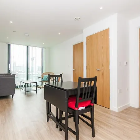 2 Bedroom With Stunning Views Апартаменты Манчестер