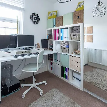 Cosy 2bd Terrace House In Chorlton *