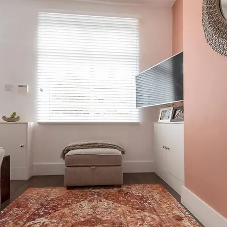 Cosy 2bd Terrace House In Chorlton * Manchester