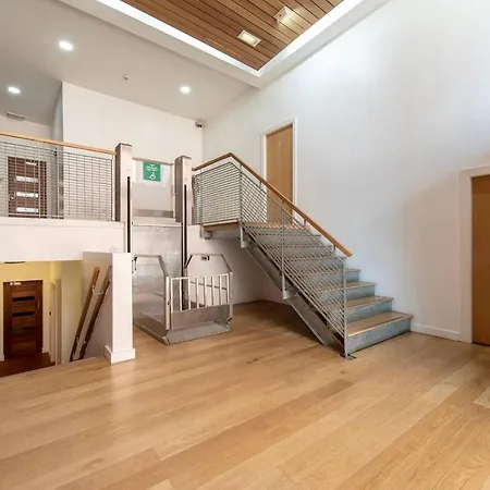 Modern 1 Bd Flat Near Deansgate, Castlefield מנצ'סטר