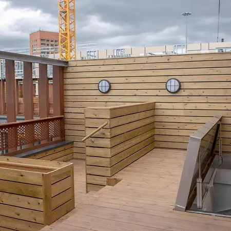 Modern 1bd Flat W/ Roof Top Access In Castlefield *