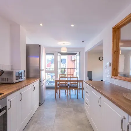 3 Bedroom Flat In Northern Quarter Apartment