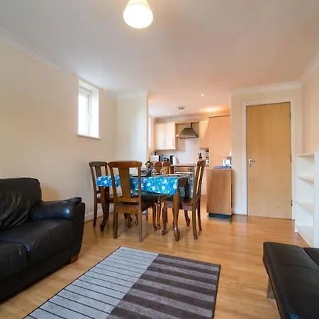 Long Reduced Rates 3p Apartamento