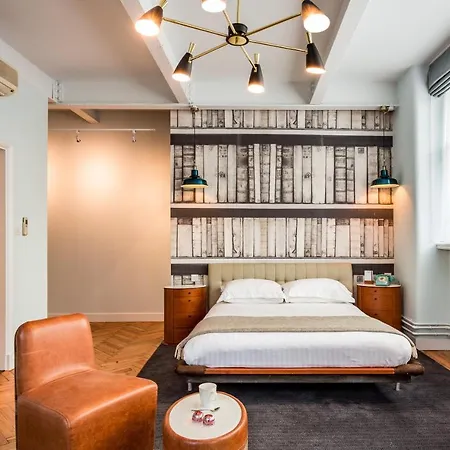 Abode 4*