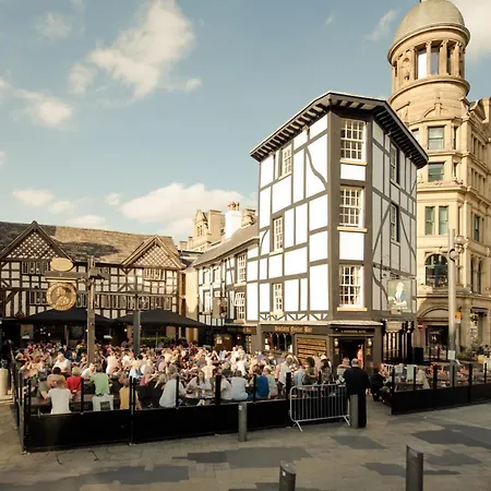 Premier Aparthotel Manchester