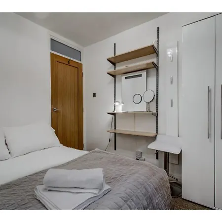 Stunning Apt For 2 With Garden In Manchester, Nq * Manchester