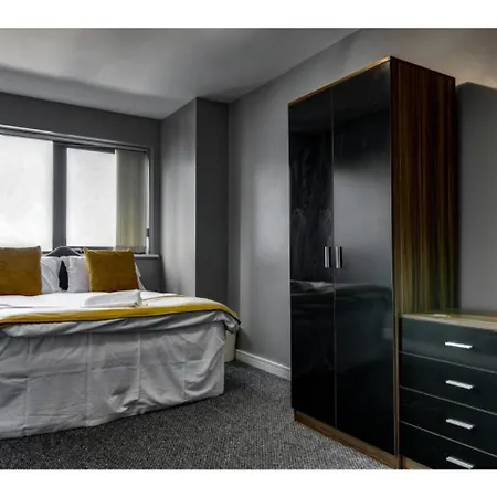 Spacious, Central For 6 In Апартаменты *