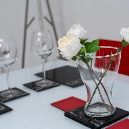 Stunning 3bd Canal-side In City Centre Апартаменты Манчестер