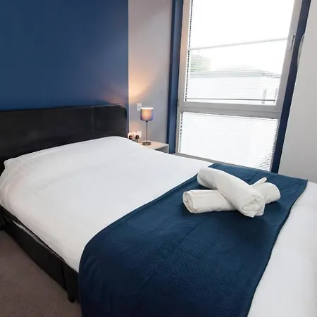Stunning 3bd Canal-side In City Centre Διαμέρισμα