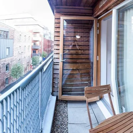 Modern 2 Bedroom In City Centre With Balcony Διαμέρισμα Μάντσεστερ