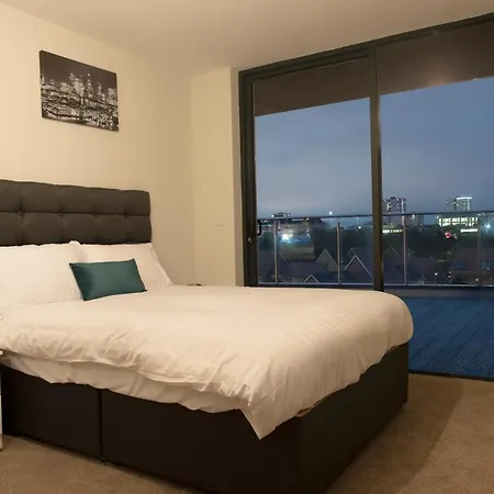 Adelphi Wharf Apartment