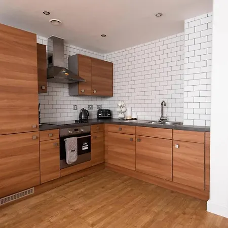 Stylish 2bd City Apt By Guestready *