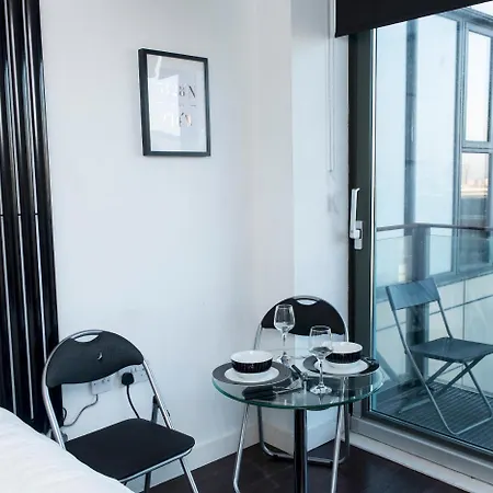 Skyline View Apt By Guestready * Manchester