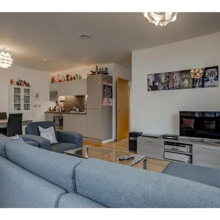 Stylish And Charming Apt For Up To 4, アパート マンチェスター