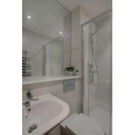 Stylish And Charming Apt For Up To 4, アパート マンチェスター
