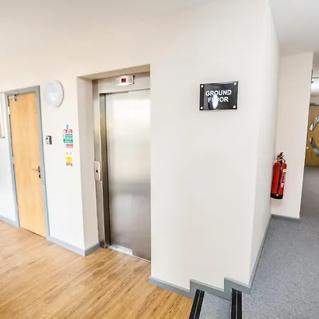 Ivy House Apart Suites By Short Lets Manchester