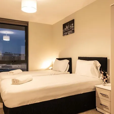 Adelphi Wharf * Manchester