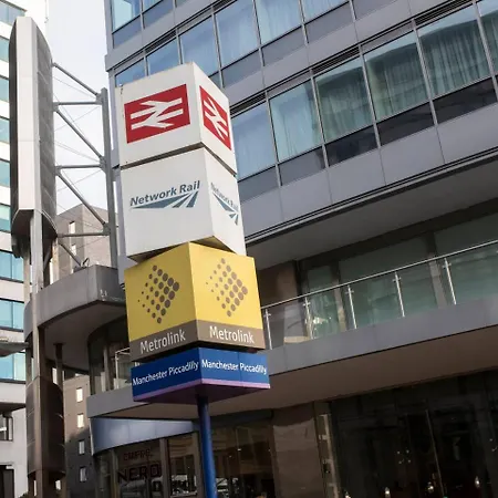 Amazing 2bd Apt - 5 Mins From Piccadilly Station!! * Манчестер