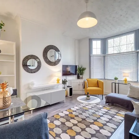 Willow House Luxury Serviced Lets * Manchester