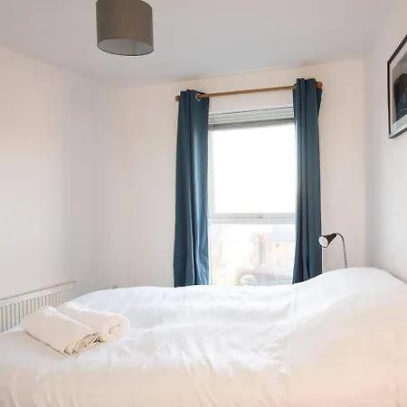 2bd Apt Sportcity - Etihad Stadium + Free Parking! * Manchester