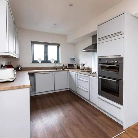 Artistic Flat In West Didsbury By Guestready Lejlighed *