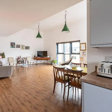 Artistic Flat In West Didsbury By Guestready Lejlighed Manchester