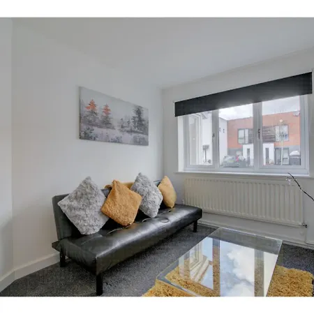 Amazing Modern House For Up To 5 In Salford Quays Apartment *