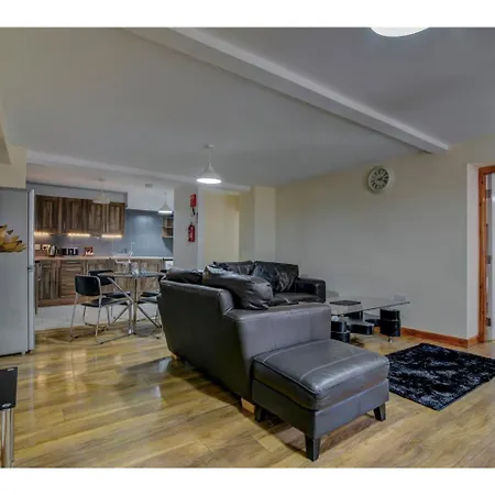 Apartment Super Spacious Apt For 4 Close To Salford Quays Manchester