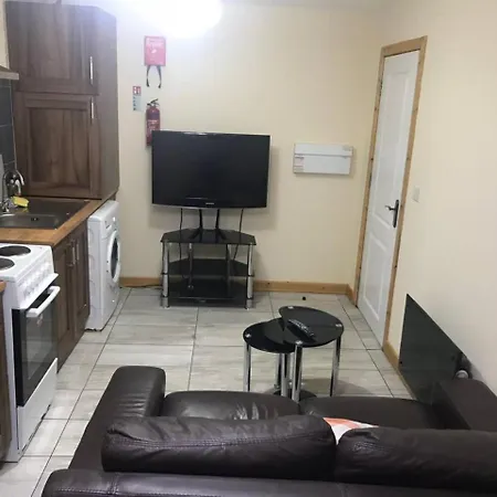 דירה Contemporary 2 Bed Apt 13