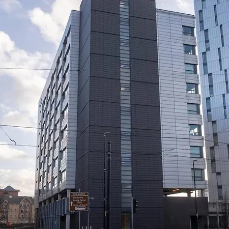 The Quays By Guestready Apartment *