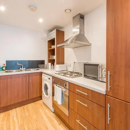 Cosy 1 Bedroom In City Centre Манчестер