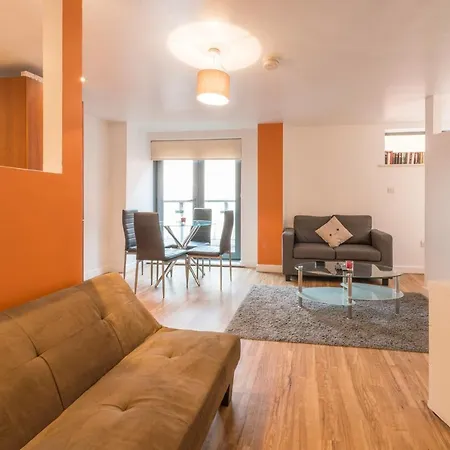 Cosy 1 Bedroom In City Centre Манчестер