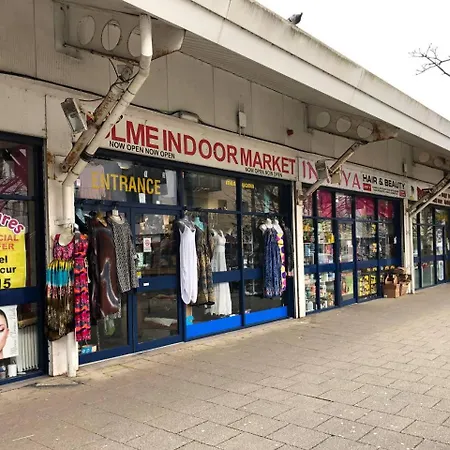 Apartment City Centre Duplex With Parking By Guestready