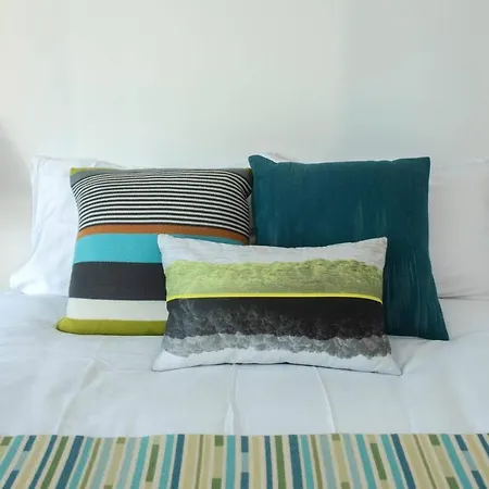 5★ Premium 2bd Luxury City Centre Apt ++ Parking ! *