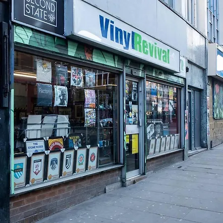 Northern Quarter For 4 By Guestready * Manchester