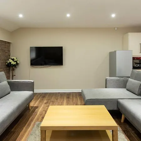 Northern Quarter Penthouse For 8 Guests By Guestready Manchester