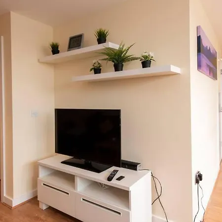 City Centre Duplex With Parking By Guestready Apartment Manchester