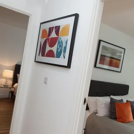 Michigan Point - Media City Apartment *