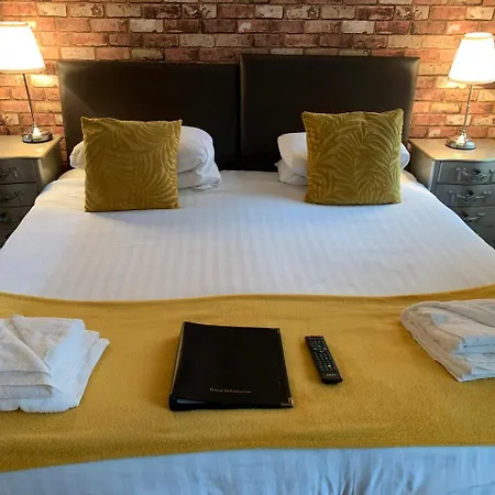 Ivy Mount Boutique Hotell 3*