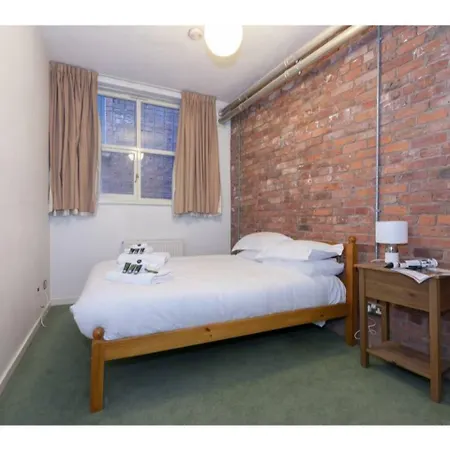 Spacious & Stylish Apt For 4, Nq Apartmán Manchester