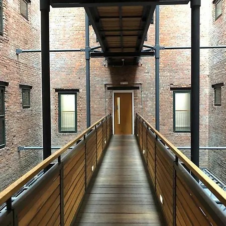 Apartmán 1 Bedroom Mezzanine In Central By Guestready *