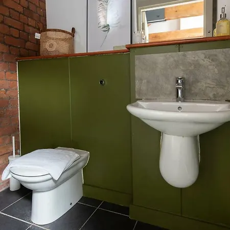 1 Bedroom Mezzanine In Central By Guestready Manchester