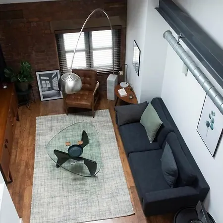 1 Bedroom Mezzanine In Central By Guestready Apartmán *