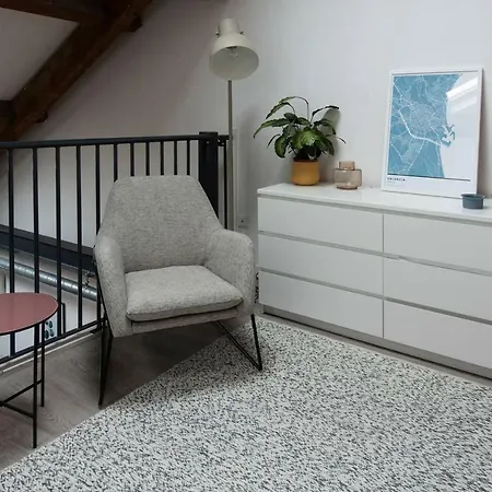 1 Bedroom Mezzanine In Central By Guestready Manchester